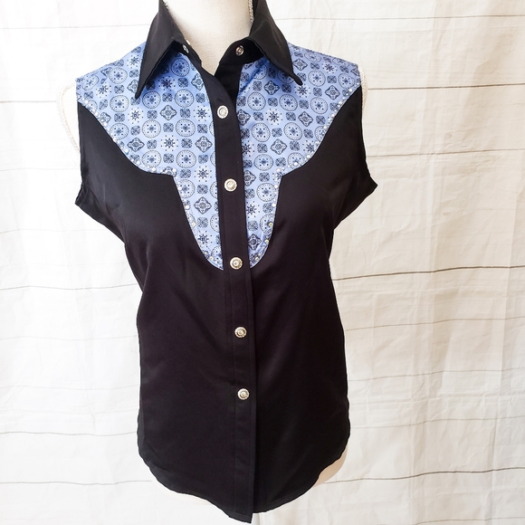Western Ethics Tops - Western Ethics sleeveless satin blouse snap down